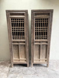 Set van 2 mooie hoge smalle vergrijsd houten kast kasten landelijk nr. 87 ab (ook apart / los te koop)