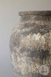 Prachtige grote stenen kruik vaas pot landelijk grijs beige stoer 105 cm hoog