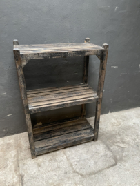 Groot oud grijs vergrijsd houten schap rek keukenrek kast planken Schoenenrek 115 x 80 x 40 cm landelijk industrieel sleets  vintage schap boeren bakkersrek broodrek  boerenkeuken winkelkast keukenkast