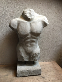 Betonnen terracotta Betonlook grey men mannen torso buste landelijk stoer man mannenlijf borstbeeld beton stoer lijf lichaam grijs grijze beeld