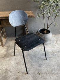 Modern zwart Zwarte stoel stoelen hout metaal combinatie industrieel