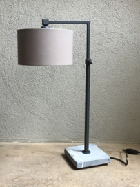 Tierlantijn tafellamp hard stone hardstone desk lamp lood grijs kleur lamp lampje hardsteen voetje landelijk stoer