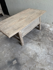 Mooie vergrijsd houten salontafel met grote lade landelijk 109,5 x 58 x H44,5 cm