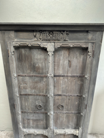 Hele stoere vergrijsde grote kast 2 deurs landelijk stoer oosters H197 x 117 x 46 cm