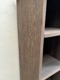 Grote massief vergrijsd houten kast landelijk vakken vakkenkast keukenkast schappen boekenkast H201 x B100 x D48 vm stoer robuust