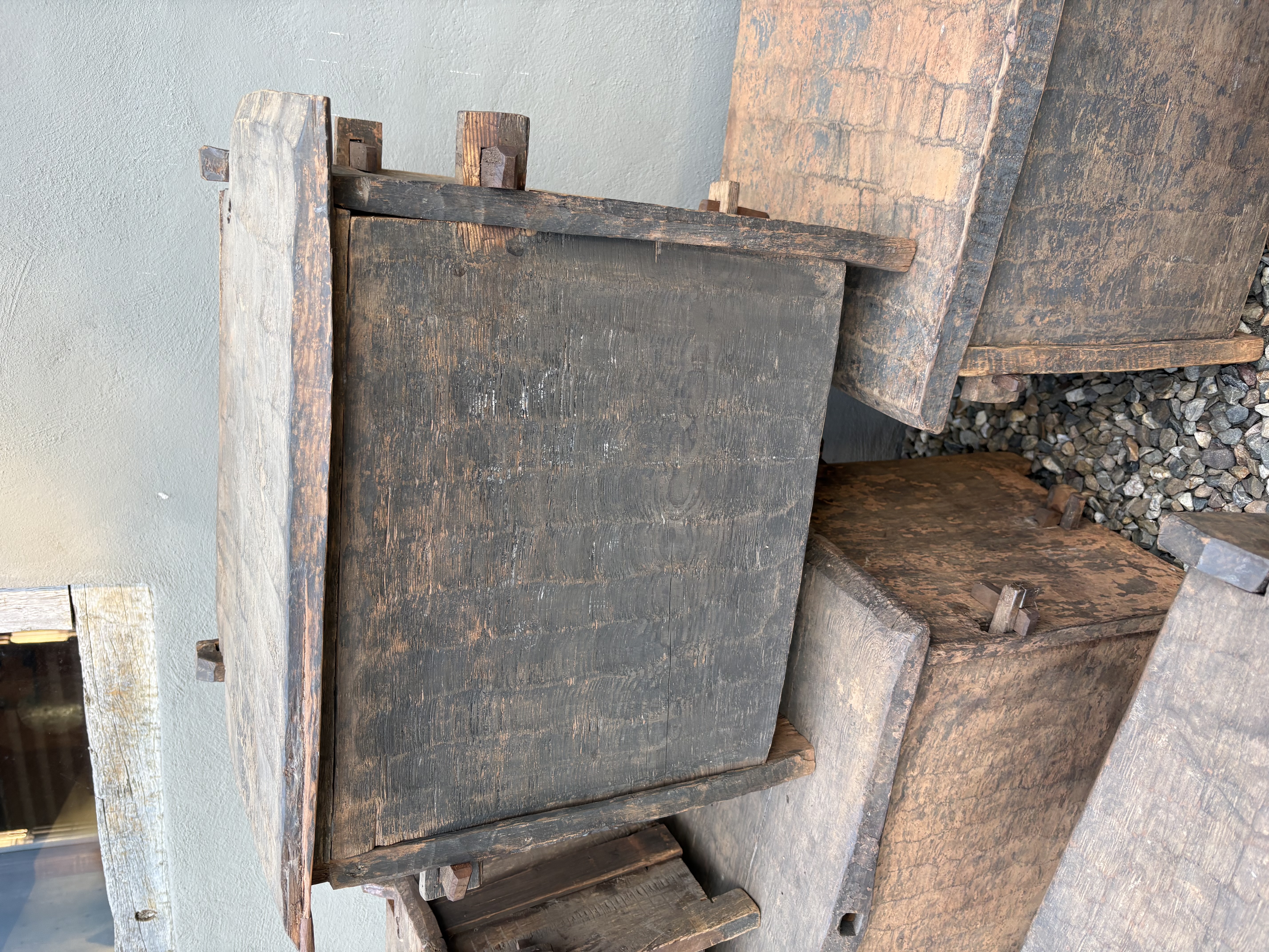 Stoere originele oude houten Himalaya kist kistje dekenkist landelijk klepbank