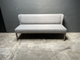 Stoere stoffen bank eettafelbank eetkamerbank kiss 181 stone lounge 180cm tinel