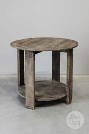 Oud rond vergrijsd houten tafel tafeltje bijzettafel wijntafeltje salontafel rustiek verweerd