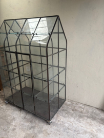 Metalen kas kasje tuinkas tuinkast kast vitrine vitrinekast glaskast met glas H187 X B130 XD70 cm