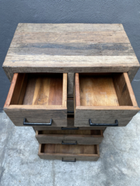 Stoere railway truckwood houten ladekast ladekastje ladenblok ladenkast landelijk stoer vergrijsd industrieel 110 x  60 x 35 cm Den Haag SEP