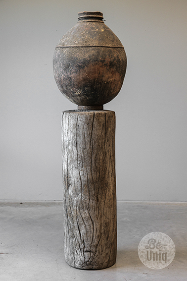 Hele stoere vergrijsd doorleefd houten pilaar stronk zuil sokkel boomstam 87 cm landelijk stoer rond