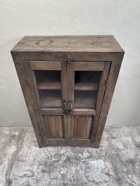 Hele stoere unieke oude vergrijsd houten kast kastje hal keuken servies vitrinekast keukenkast glaskast landelijk 108 x 64 x 29 cm