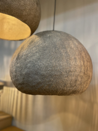 Prachtige organische hanglamp lamp Celmiros grey beige grijs landelijk sober stoer