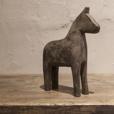 Oud vergrijsd houten paardje paard groot ornament patine patina hout  horse decoratie landelijk