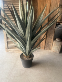 Grote agave plant in zwarte pot UV 122 cm eucalyptus kunst