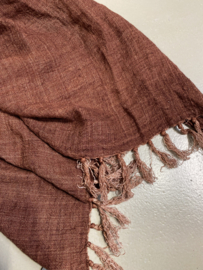 Grof linnen plaid bruin terra roodbruin linnen 170 x 130 cm deken landelijk stoer sober
