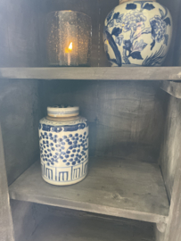 Oud stenen pot met deksel  blauw wit