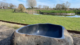 Groot stenen hardstenen arduinen bad badkuip jacuzzi riviersteen Rivierstenen kei rots 185 x 165 x H60 cm