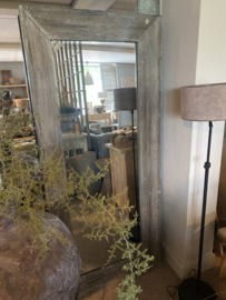 Stoere vergrijsd houten spiegel 180 x 80 om cm landelijk grijs hout passpiegel stoer industrieel