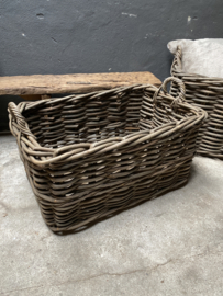 Rechthoekige grote vergrijsd rotan mand basket grof 86 x 55 cm landelijk stoer