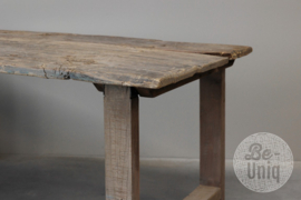 Hele stoere oude grof grove vegrijsd houten tafel 190 x 94 x H79 cm eettafel bureau euro werktafel werkbank van oude deur keukentafel landelijk stoer vintage urban industrieel