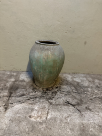 Middel grote oude grijs/groene stenen kruik pot grijze mega landelijk olijfpot olijfkruik waterkruik 68 cm hoog 52 cm doorsnede nr 21