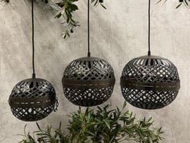 Stoere zwart bruin metalen korflamp hanglamp bol bal bollen industrieel landelijk lantaarn urban vintage 35 cm