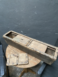 Originele oude old wood wooden houten storage box kist geld kist landelijk stoer vintage