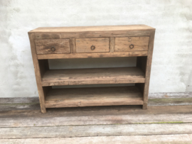 Stoer oud vergrijsd houten sidetable tafel bassano ladekast wastafel wastafelmeubel keukenblok kookeiland grove nerf dressoir sidetable werkbank bureau landelijk stoer robuust vergrijsd hout kookeiland keukeneiland wandmeubel 3 lades