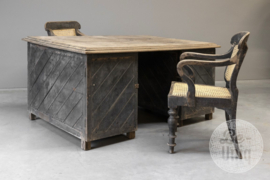 Originele oude houten stoel stoelen fauteuil stoer landelijk