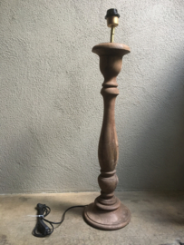 Stoere naturel bruine houten balusterlamp 70  cm tafellamp landelijk stoer robuust