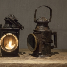 Prachtige oude metalen spoorweglamp scheepslamp india omgebouwd tot kandelaar lantaarn