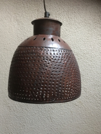 Roestbruine metalen hanglamp kap landelijk industrieel vintage korflamp ketel