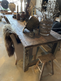 Zeer grove grote origineel oude hardhouten eettafel 297 cm keukenblok keukeneiland workmate keukenblad werktafel werkbank stoer robuust Boerentafel blokpoten