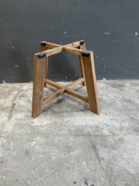 Stoer houten tafelonderstel tafelpoot teakhout  industrieel blokpoten console poot voet