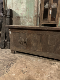 Stoere hardhouten truckwood kast kastje dressoir sidetable sideboard tvmeubel televisie kast houten oud hout commode landelijk stoer robuust 4 deurs
