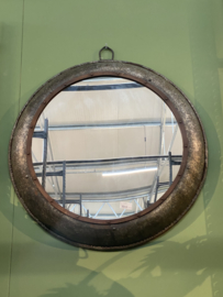 Grote oude ronde metalen spiegel 90 cm grijs bruin