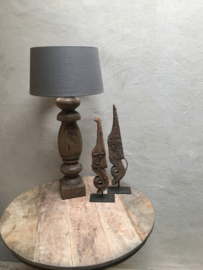 Oude vergrijsd houten balusterlamp voet lampevoet hout landelijk stoer