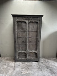 Hele stoere vergrijsde grote kast 2 deurs landelijk stoer oosters H197 x 117 x 46 cm