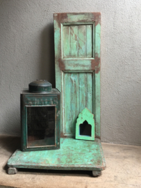 Landelijke oude metalen lantaarn windlicht theelicht turkoise turqouise groen mintgroen groene blauw kandelaar metaal vintage industrieel