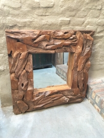 Grof teakhouten houten driftwood drijfhout spiegel vierkant landelijk robuust stoer  80 x 80 cm