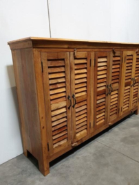 Stoer houten dressoir Sidetable hout landelijk louvredeurtjes luikjes Louvre shutters