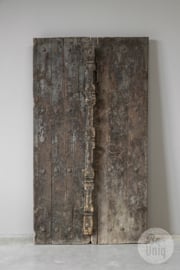 Prachtige grote oude vergrijsd houten poort deur wandpaneel wanddecoratie landelijk patine patina 162 x 90 cm