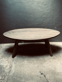 Robuuste oud vergrijsd houten ovale tafel 200 x 110 cm kloostertafel tafel eettafel landelijk industrieel stoer vintage retro urban leestafel ovaal