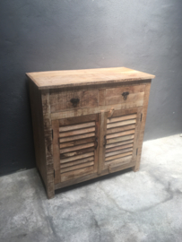 Prachtige massief houten dressoir commode kast lades deurtjes Louvre tv meubel televisie sidetable kast kastje landelijk vintage