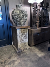 Prachtige unieke oude houten sokkel zuil pilaar 66 x 40 x 40 cm whitewash vergrijsd oud