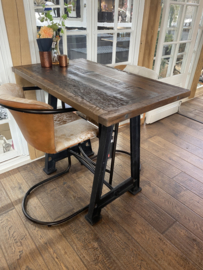 Stoere industriële bartafel tafel eettafel statafel staantafel hangtafel sta-tafel 160 x 80 x H100 cm dining table zwart gietijzeren onderstel met houten blad