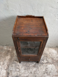 Brocant oud kastje vitrinekastje halkastje glaskastje uniek H80 x 40 x 40 cm