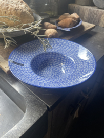 Bunzlau Castle Plate for Pasta  Ø 25 cm - Waves
