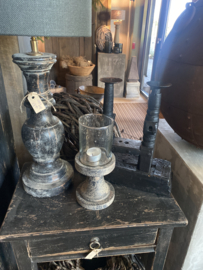 Zwarte houten landelijke kandelaar stoer zwart hout metalen details